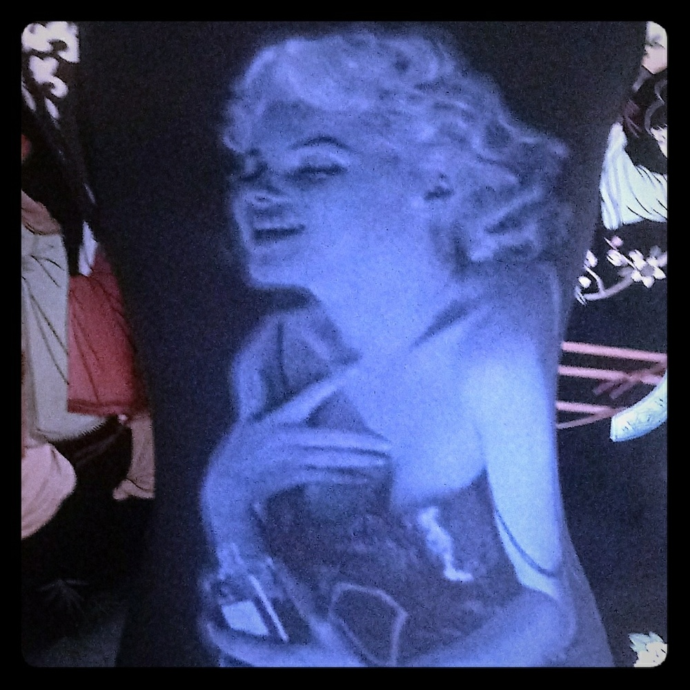 SOPRANO brand tank shirt w/Marilyn Monroe